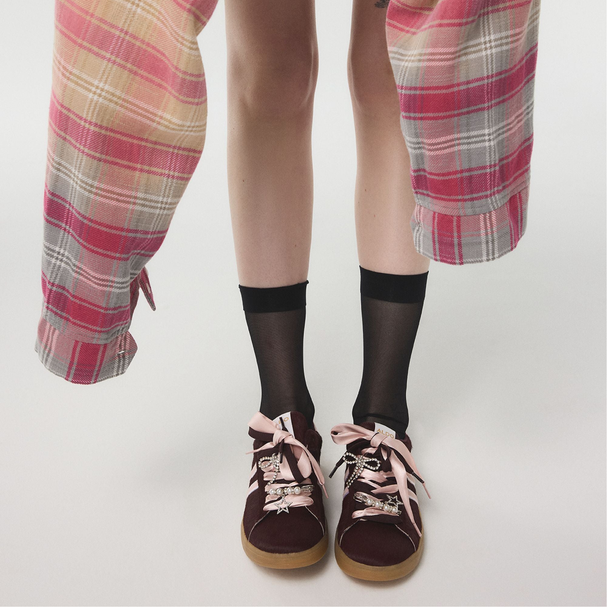 Chicsneaker2 - Image 9