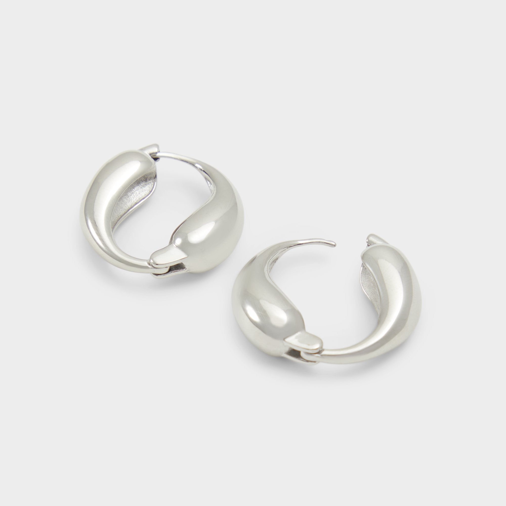 product_13834920_cristyna_silver_040_main_sq_gy