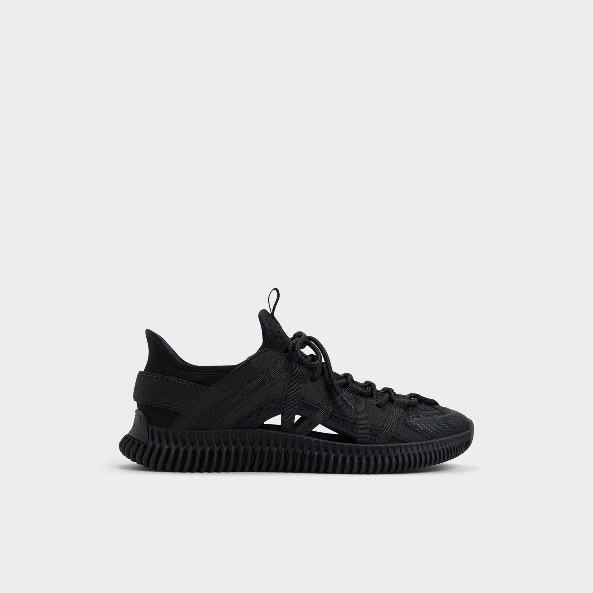 product_14014416_cael_black_001-002-029_main_sq_gy